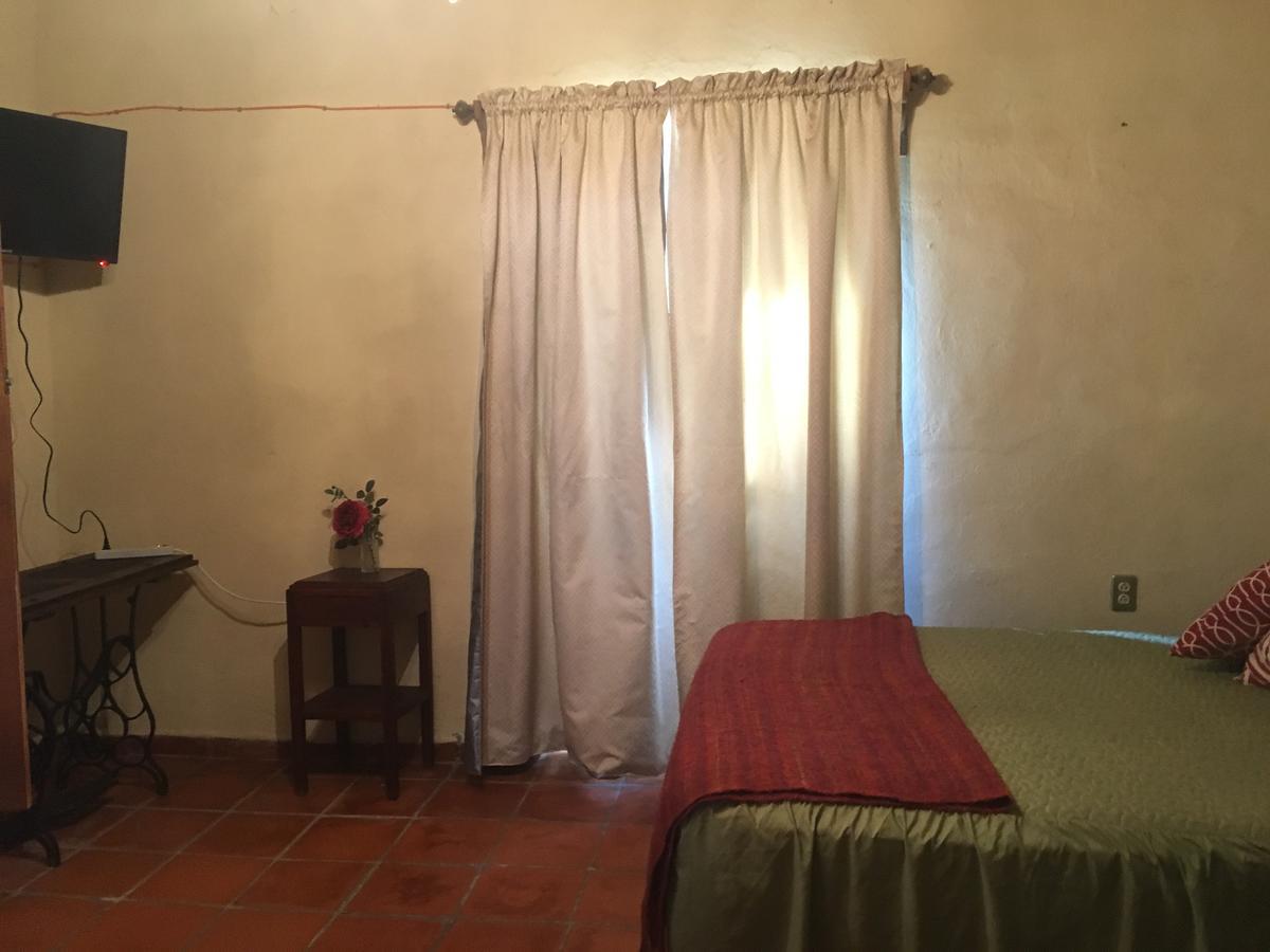 Hostal Dona Carlota Hotel Cuatrociénegas de Carranza Dış mekan fotoğraf
