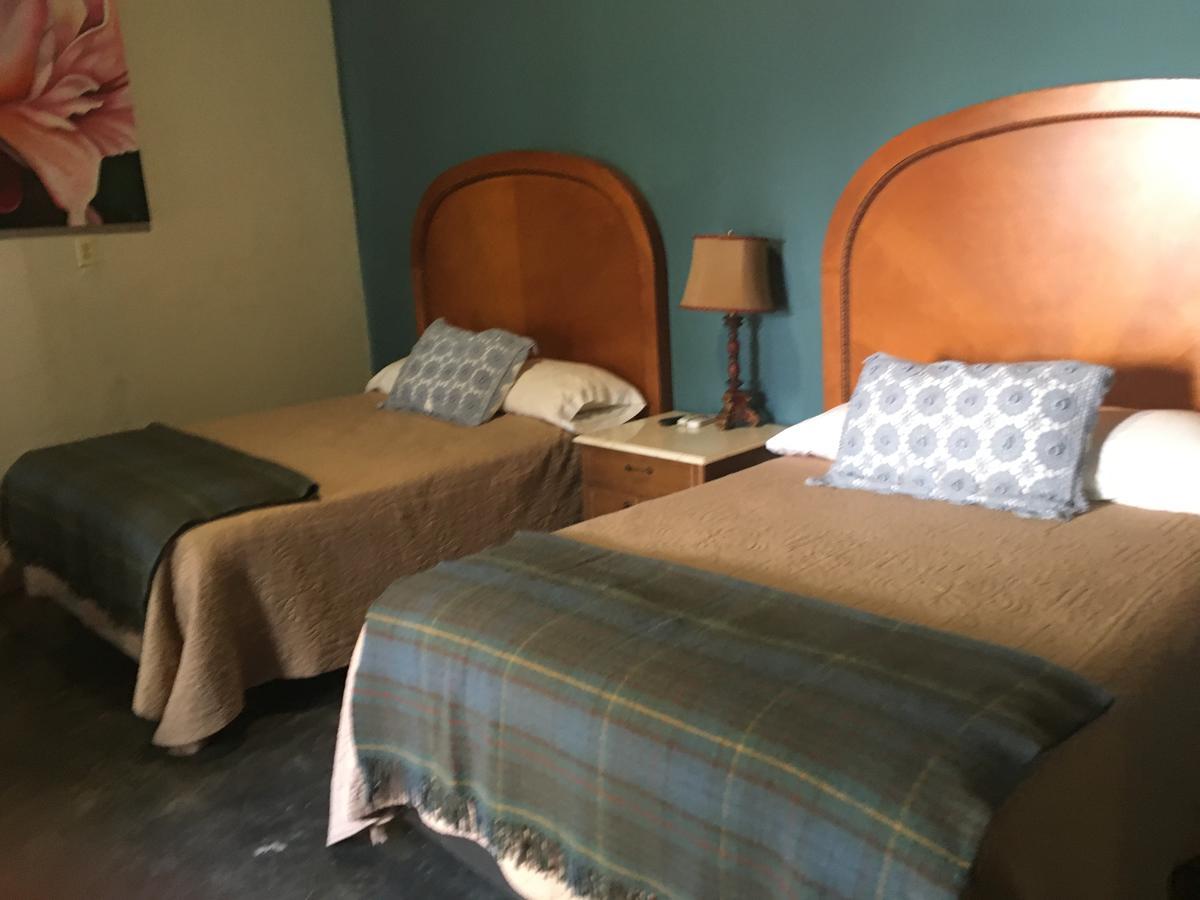 Hostal Dona Carlota Hotel Cuatrociénegas de Carranza Dış mekan fotoğraf